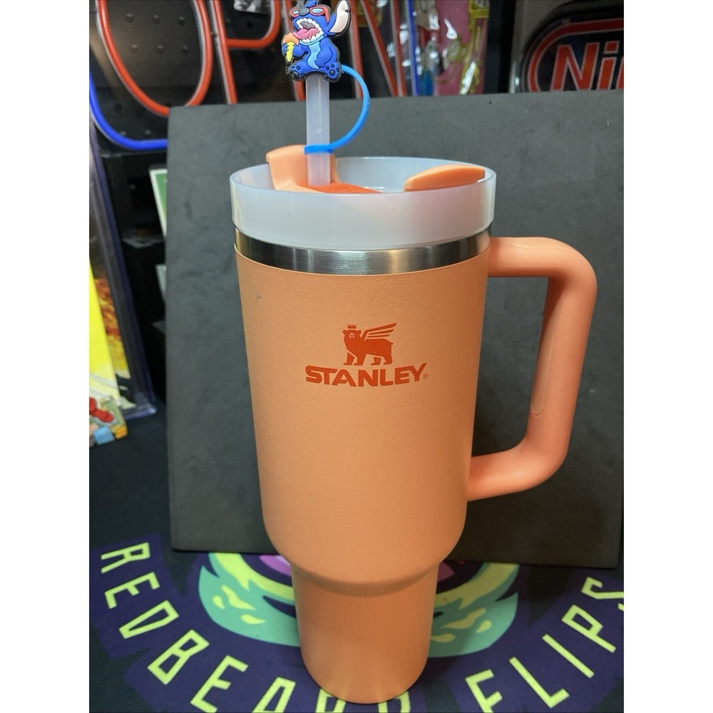Unused-Stanley 30oz tumbler with handle and straw- peach color D3